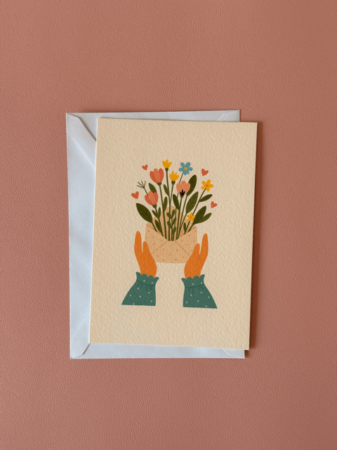 Wenskaart Floral Hug Charms Of Chapters