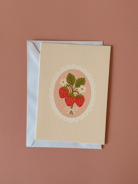 Wenskaart Sweet Strawberry Charms Of Chapters