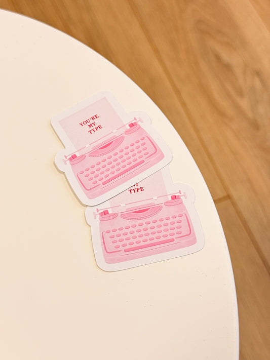 You’re My Type bookish sticker van Charms of Chapters.