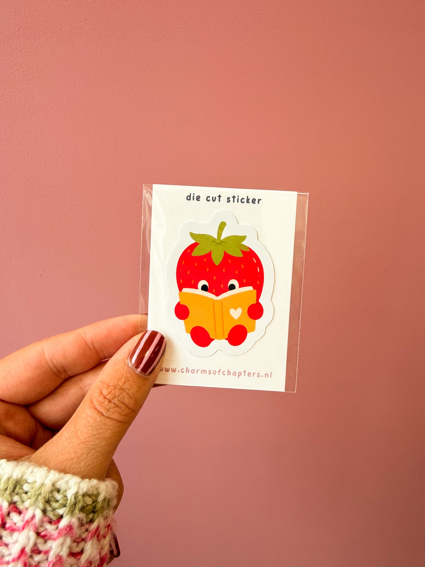 Sticker Strawberry Reader