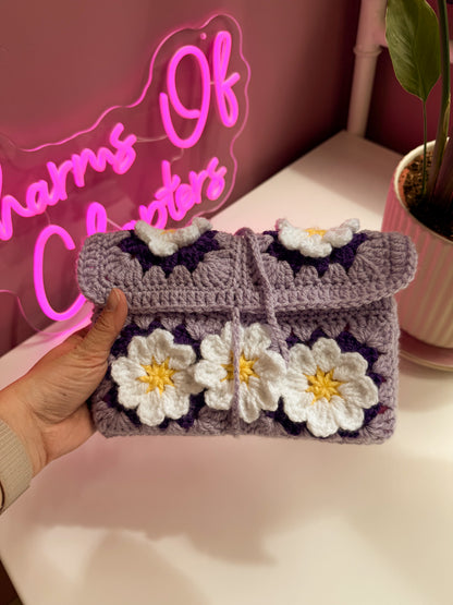 Gehaakte Booksleeve – Lavender Daisy