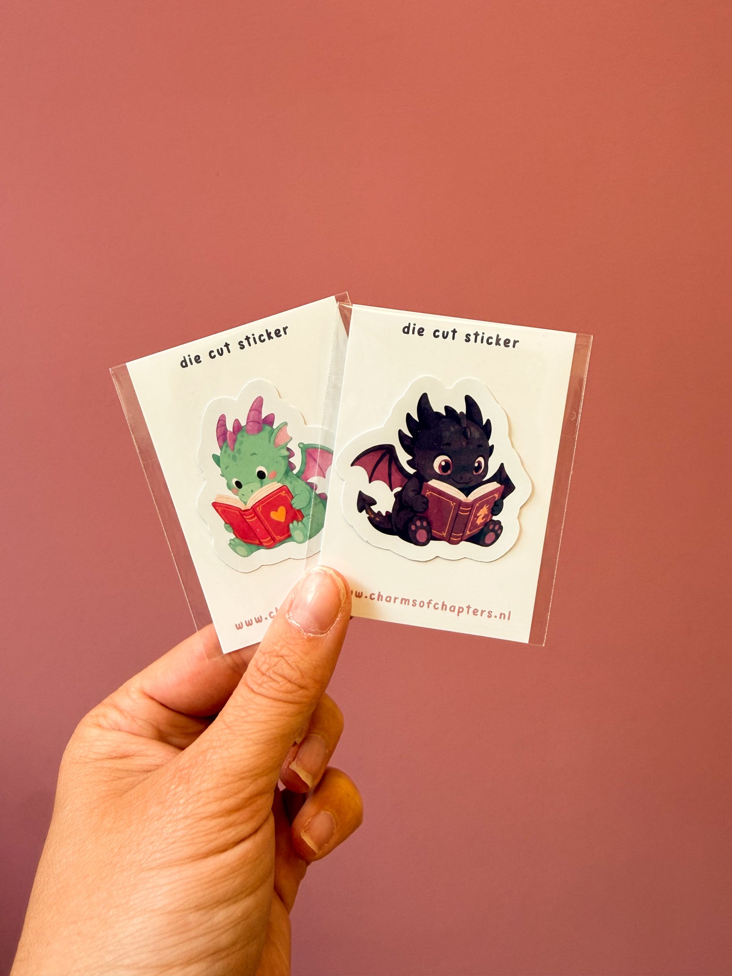 Sticker Reading Dragon Green