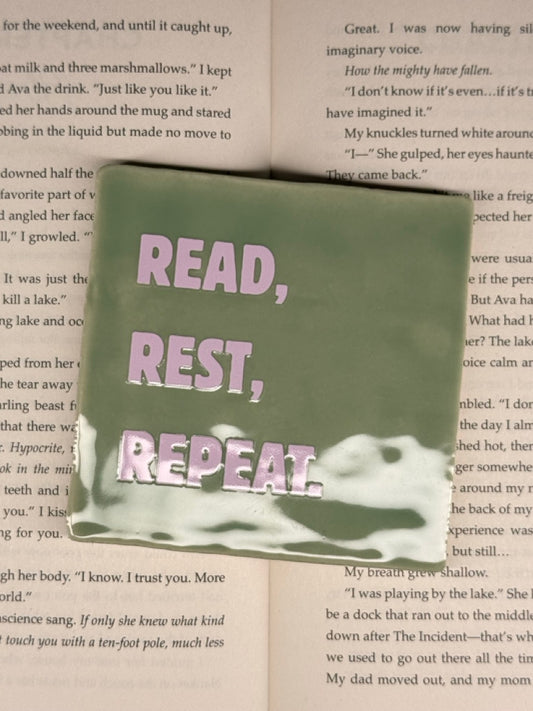 Keramische Tegel Read, Rest, Repeat.