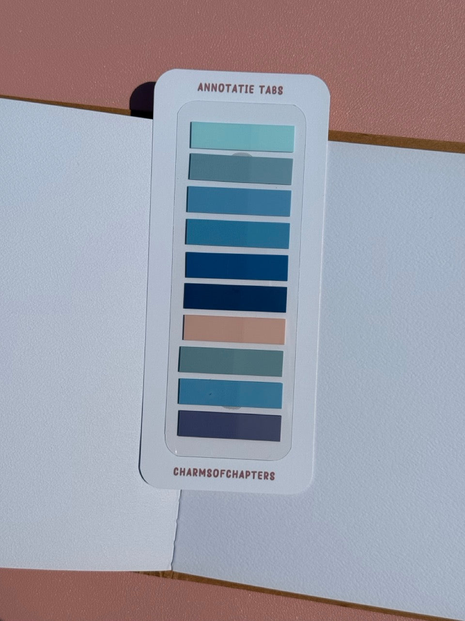 Sticky book tabs Blue Lagoon voor boeken annoteren en passages markeren