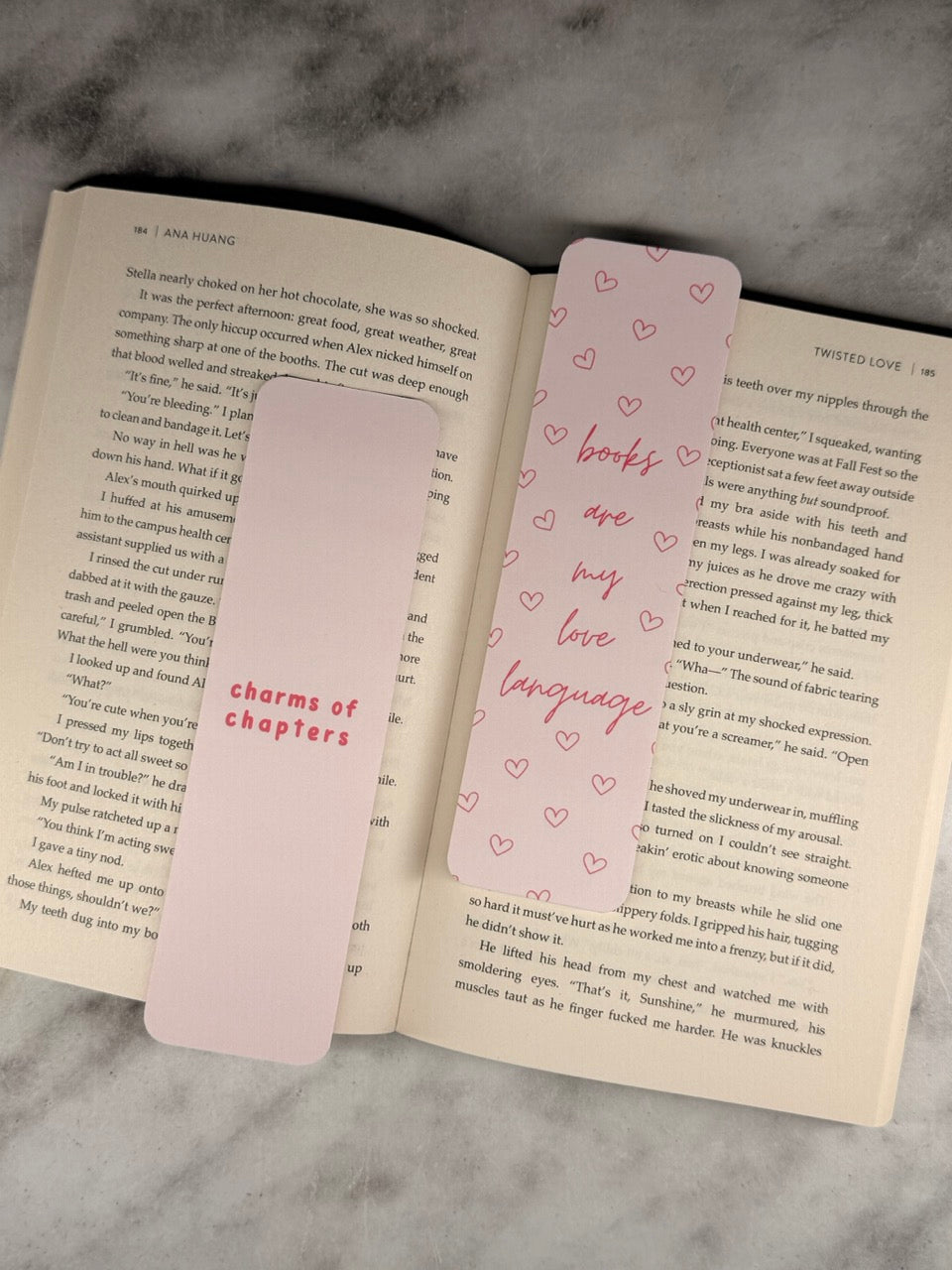Achterkant van boekenlegger Books Are My Love Language